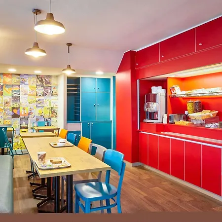 Hotel Hotelf1 Marseille Provence 2*