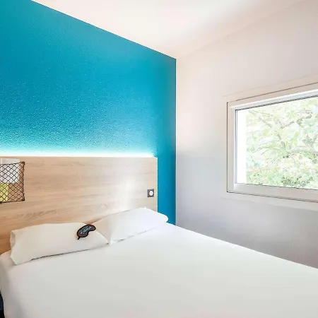 Hotelf1 Marseille Provence Otel 2*